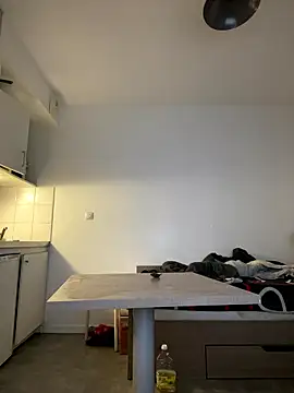 Renoirmonter online show from January 11, 2026, 10:04 pm