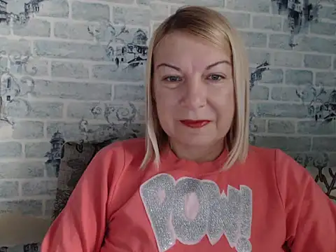 Lillia Ray online show from October 18, 2025, 6:48 am