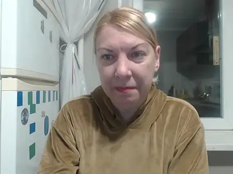 Lillia Ray online show from November 10, 2025, 4:17 pm