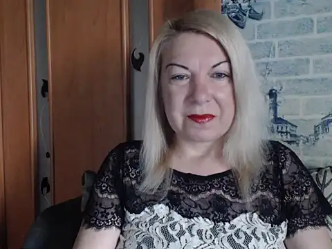 Snapshot of Lillia_Ray chatting on June 3, 2026, 7:00 am Lillia Ray online show from June 3, 2026, 7:00 am