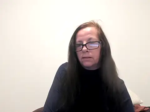 peachgoddess online show from February 4, 2026, 12:11 pm