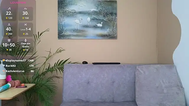 YuliethPetite online show from April 13, 2026, 1:16 pm