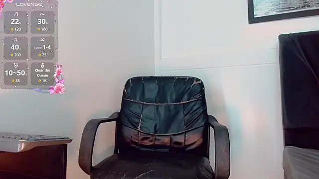 Dayana Dias online show from December 19, 2025, 10:55 am