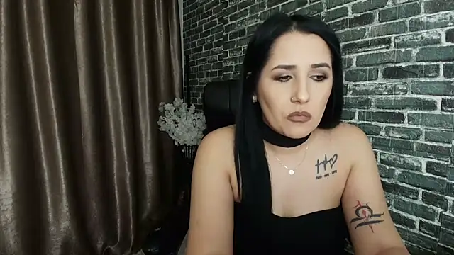 missdyaa online show from October 16, 2025, 12:00 am