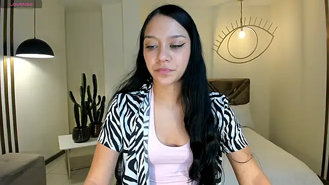 AmaliaCrus online show from October 20, 2025, 8:20 pm