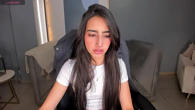 LarisaSmirnov online show from September 21, 2025, 11:50 pm