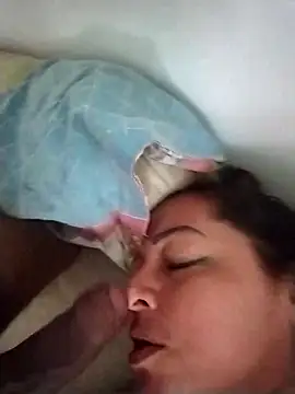 Snapshot of Samara_conejita chatting on November 14, 2025, 1:43 pm Samara conejita online show from November 14, 2025, 1:43 pm