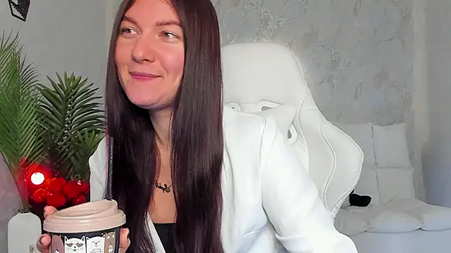 babyisperfect online show from September 10, 2025, 3:06 am