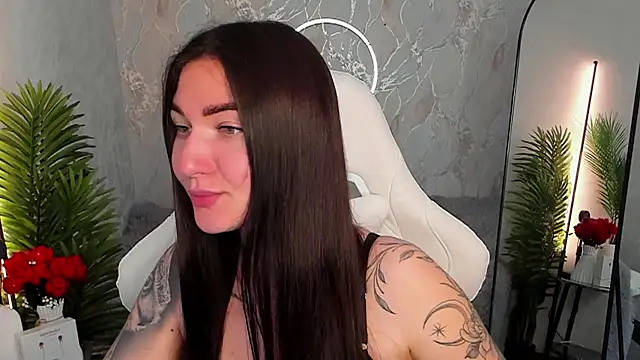 Snapshot of babyisperfect chatting on June 4, 2026, 1:44 am babyisperfect online show from June 4, 2026, 1:44 am