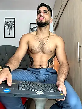 Maximiliano ford online show from October 3, 2025, 10:34 am