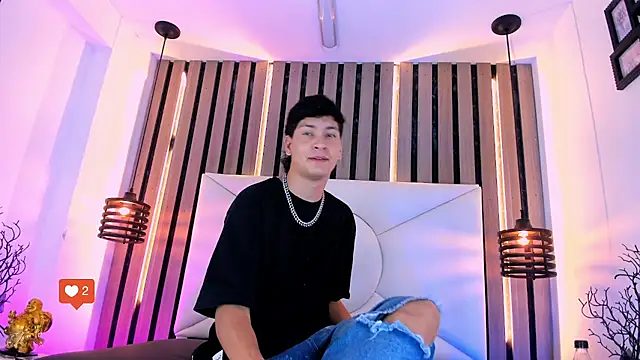 Jhojan twink online show from November 11, 2025, 2:17 pm