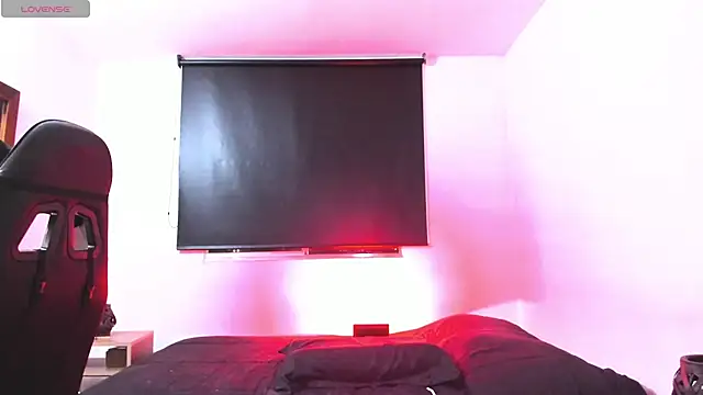 hannarusso online show from March 16, 2025, 7:48 am