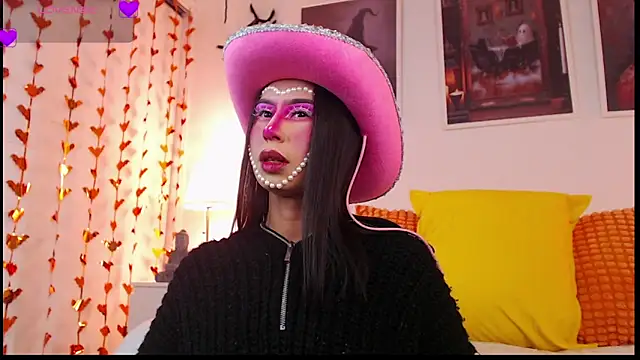 Valen ross  online show from October 2, 2025, 10:06 pm