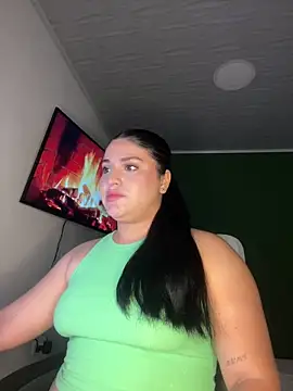 Snapshot of pareja_curiosa19 chatting on June 15, 2026, 12:13 am pareja curiosa19 online show from June 15, 2026, 12:13 am