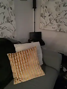 TAIZ69WORLD online show from November 2, 2025, 1:13 pm