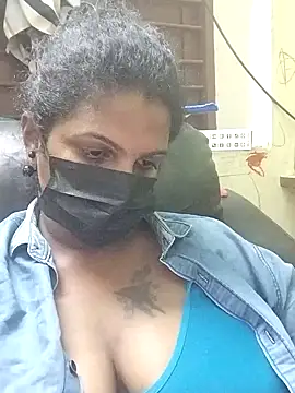 poojaa-rani online show from October 31, 2025, 5:14 pm