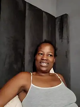 Snapshot of sexylira chatting on February 4, 2026, 10:21 am sexylira online show from February 4, 2026, 10:21 am