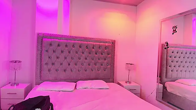 Lia adamsss online show from December 21, 2025, 3:46 am