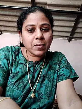 Snapshot of JENNIFERtamil chatting on March 24, 2026, 7:46 am JENNIFERtamil online show from March 24, 2026, 7:46 am