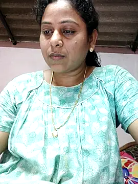 Snapshot of JENNIFERtamil chatting on April 23, 2026, 7:41 am JENNIFERtamil online show from April 23, 2026, 7:41 am