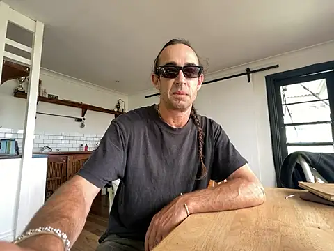 Snapshot of mastertittiefkr chatting on November 17, 2025, 2:39 am mastertittiefkr online show from November 17, 2025, 2:39 am