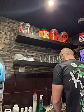 trainwithme online show from April 4, 2026, 2:03 pm