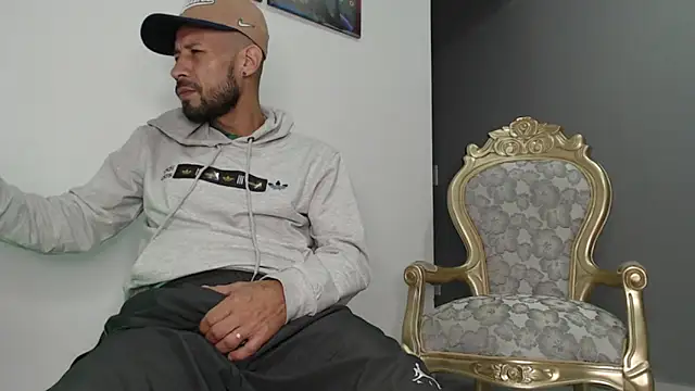 bigdick monster1 online show from November 16, 2025, 11:05 am