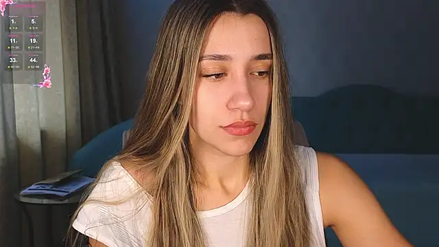 hot ass 18 online show from April 6, 2026, 2:53 am