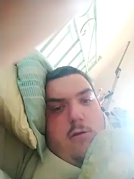 Snapshot of Piono chatting on March 20, 2025, 12:11 pm Piono online show from March 20, 2025, 12:11 pm