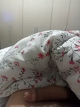 JovanRJ online show from October 31, 2025, 12:06 pm