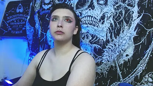 mikaskullcs online show from March 8, 2026, 2:04 am