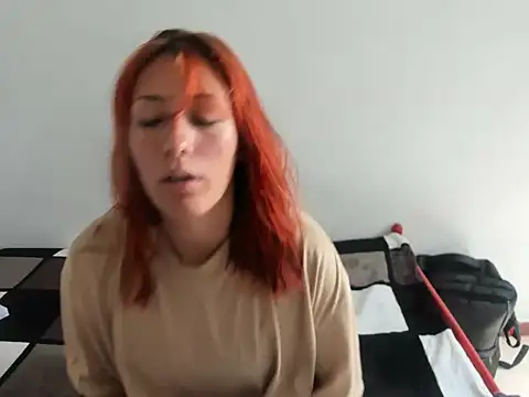 DulceXmile online show from September 26, 2025, 3:16 pm