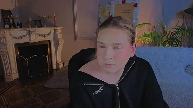 Jes Solar online show from April 16, 2026, 10:01 pm