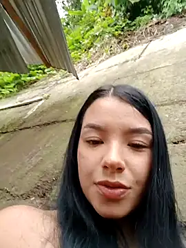 adrianagilton online show from November 2, 2025, 5:48 pm