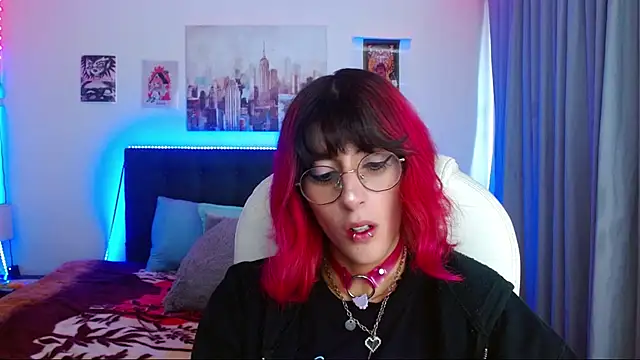 goth minerva online show from November 30, 2025, 1:26 pm