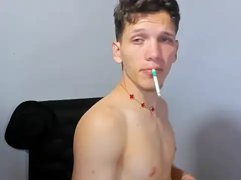 kevinkewman online show from December 15, 2025, 10:52 am