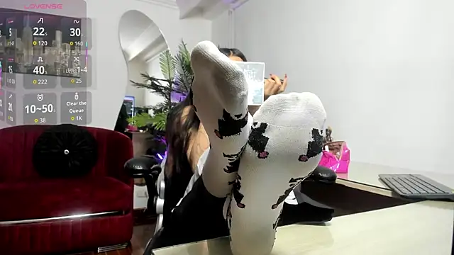 Snapshot of Laila_Angels chatting on September 11, 2025, 11:43 am Laila Angels online show from September 11, 2025, 11:43 am