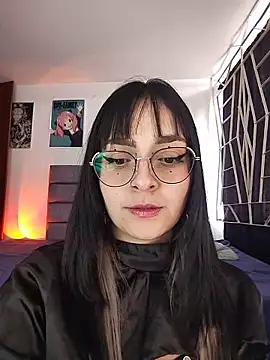 KARINNA  RAVEN online show from June 9, 2026, 9:37 pm