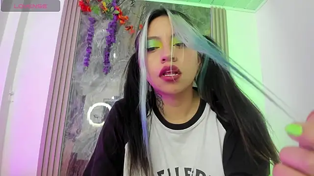 midory  online show from September 9, 2025, 4:12 am