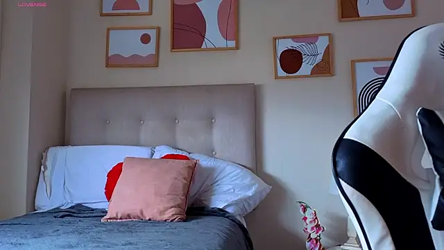 Almiboys online show from March 26, 2026, 6:35 pm