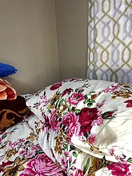 YummyMelanin117 online show from March 25, 2026, 1:39 pm