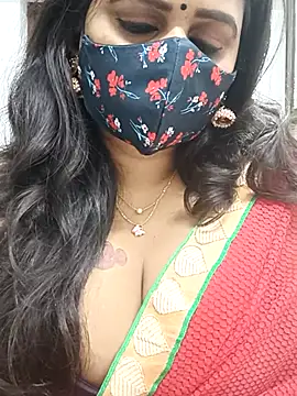 aparna99 online show from November 16, 2025, 10:48 pm
