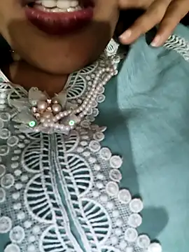 Eshwari Chopra online show from November 27, 2025, 5:04 pm