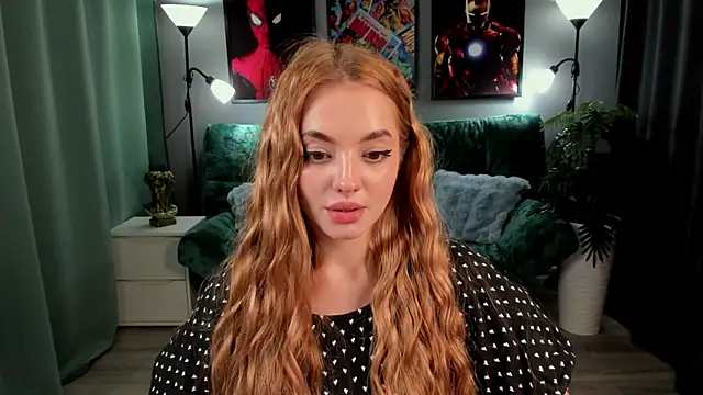 MelanieAlves online show from November 13, 2025, 12:37 pm