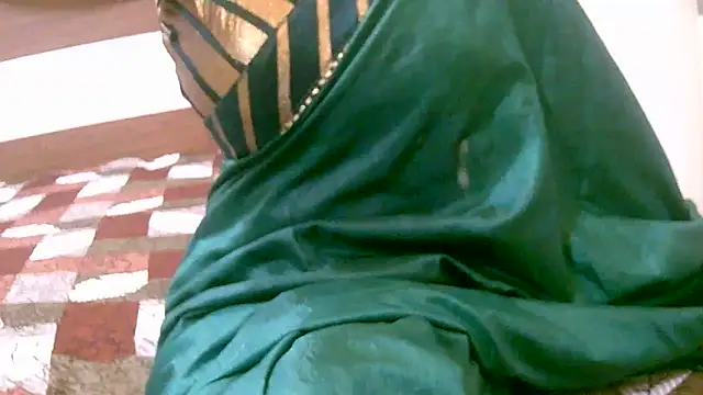 Snapshot of ragini_m_m_s chatting on September 15, 2025, 4:56 am ragini m m s online show from September 15, 2025, 4:56 am