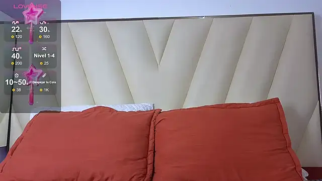 Hotboy21  online show from October 18, 2025, 4:04 am