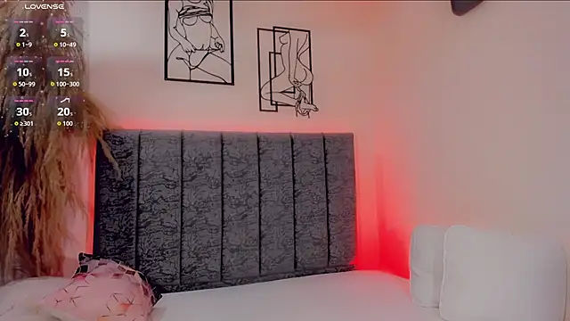 blonder roux online show from October 15, 2025, 10:59 am