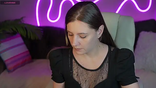 Snapshot of ValeryMurr chatting on October 9, 2025, 7:01 pm ValeryMurr online show from October 9, 2025, 7:01 pm