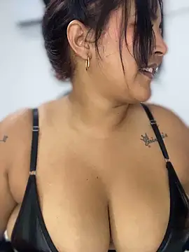 sashaoficial  online show from January 14, 2026, 10:36 pm