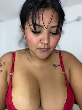 sashaoficial  online show from February 6, 2026, 10:13 pm